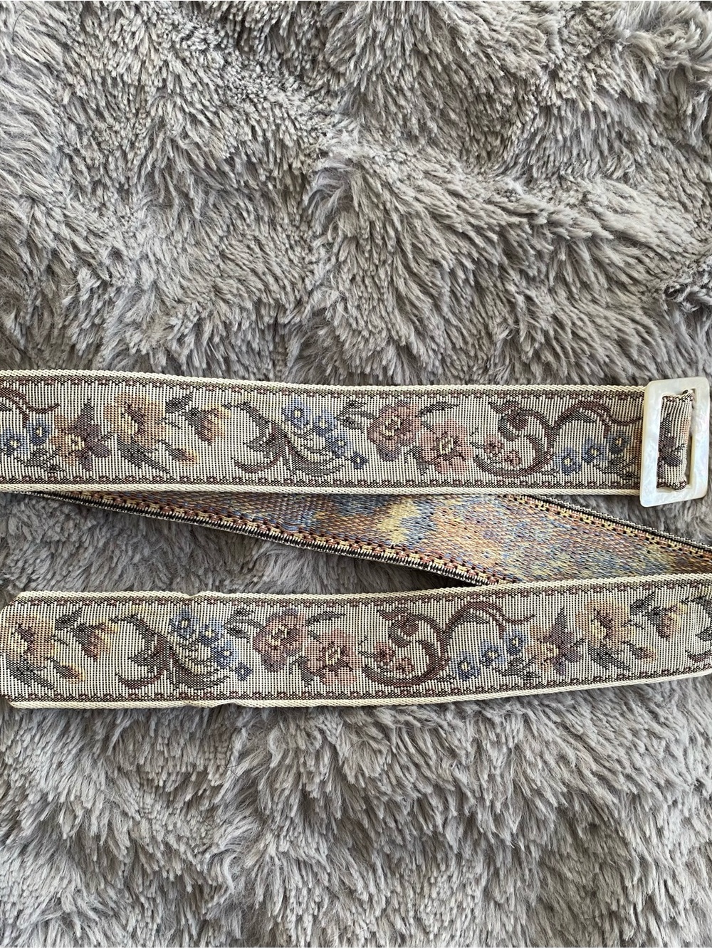 Embroidered Floral Jacquard Women’s Belt in Beige